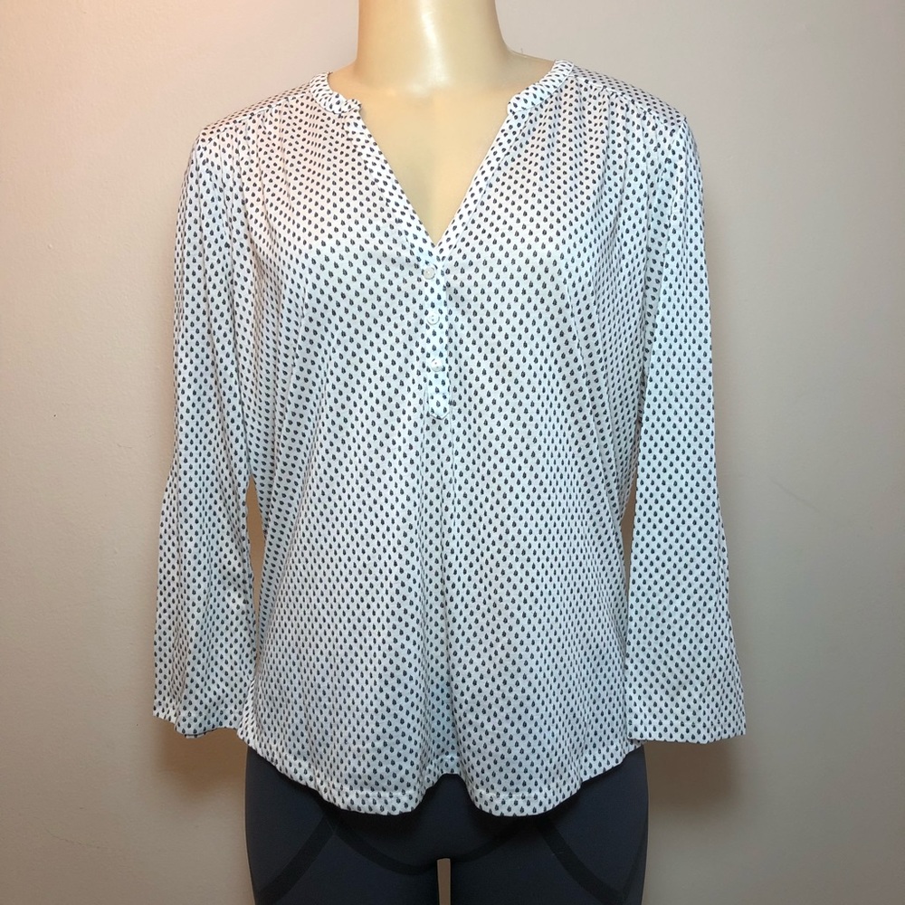 Black and white blouse